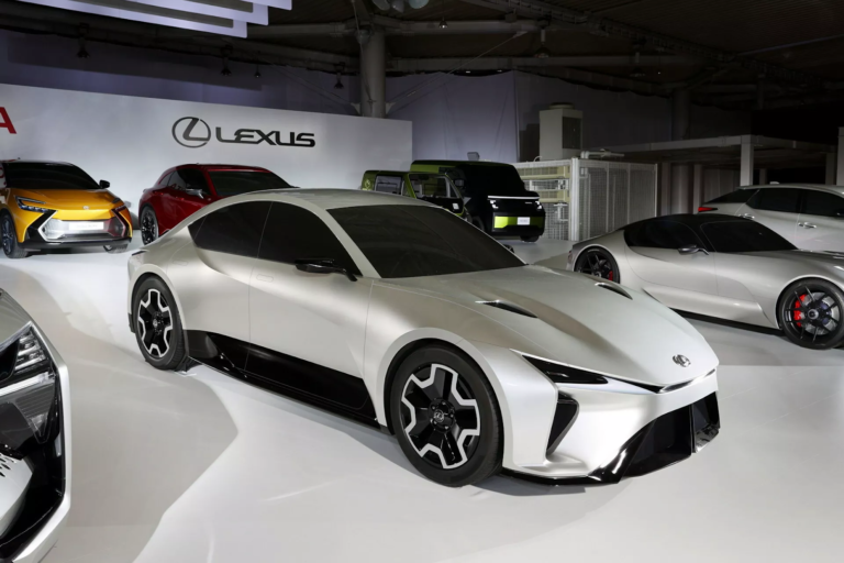 2026 Lexus IS